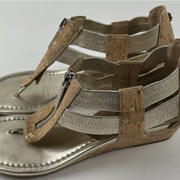 Donald J Pliner Dori Gold Leather Wedge Zip Cork Sandals Shoes Sz 8.5 Metallic - Picture 3 of 6